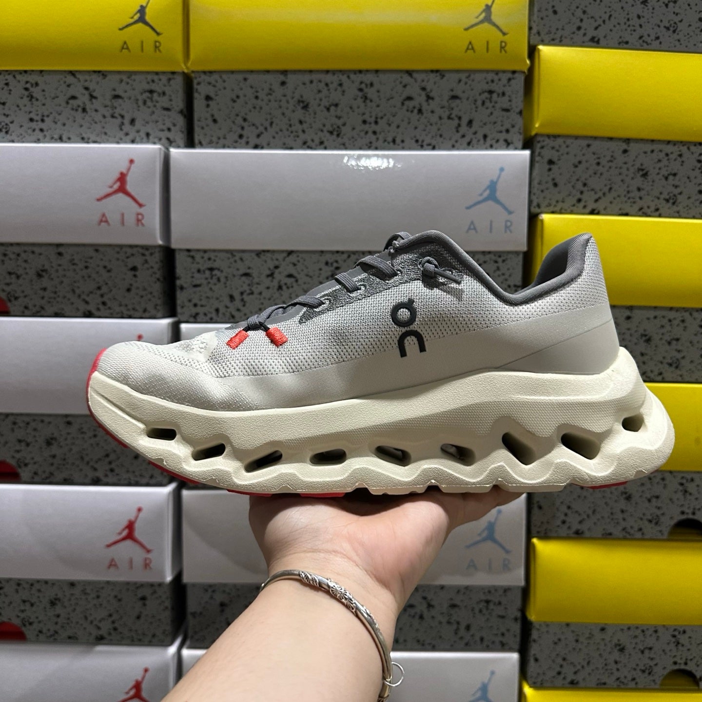 O/N Cloud