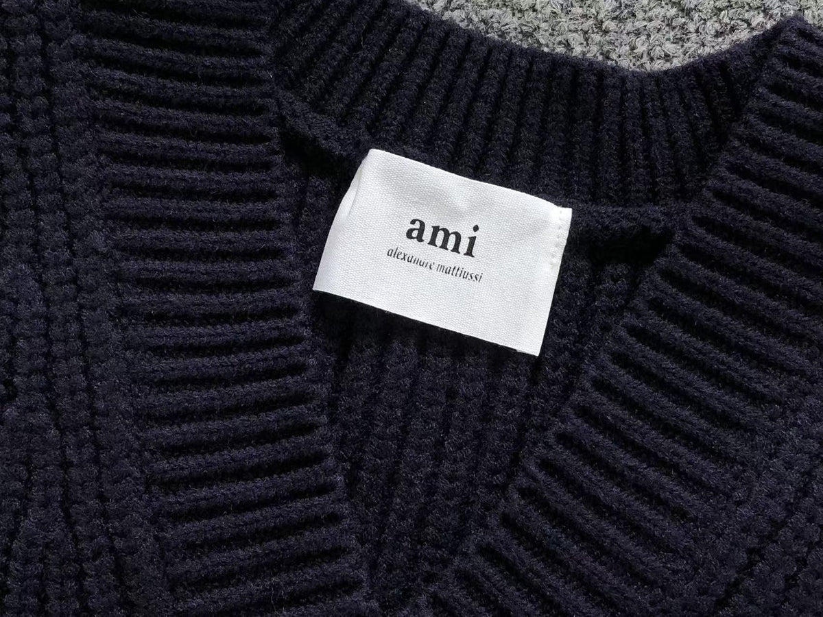 Am1 Sweater