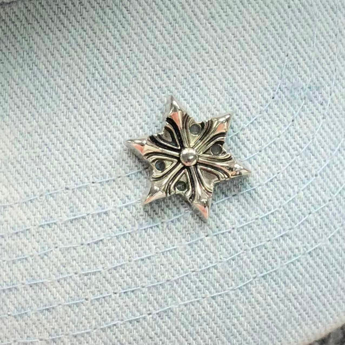 Cross Cap