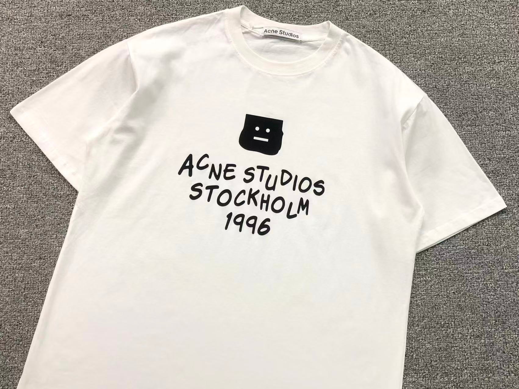 AcneStdios Tshirt