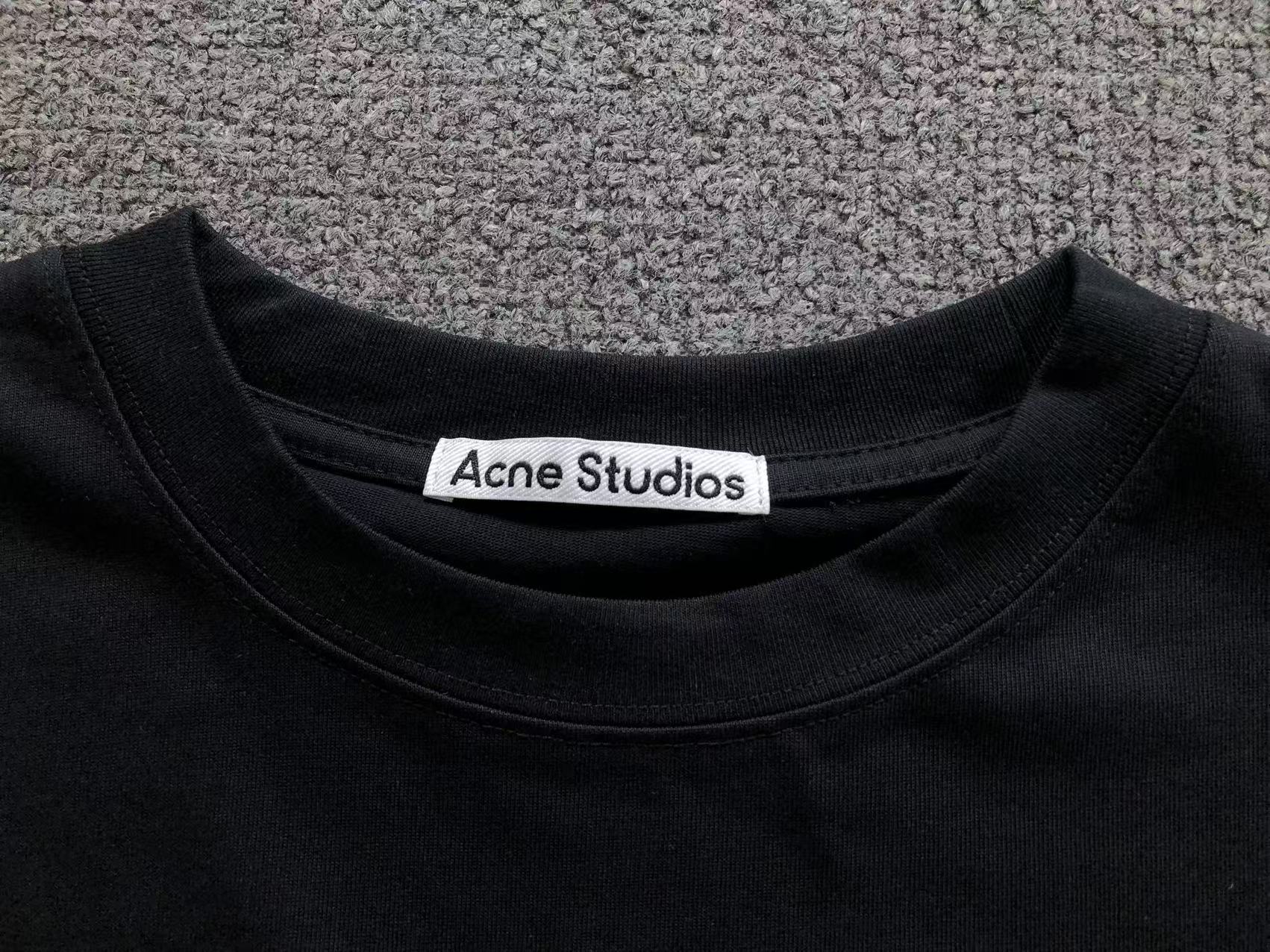 AcneStdios Longsleeve