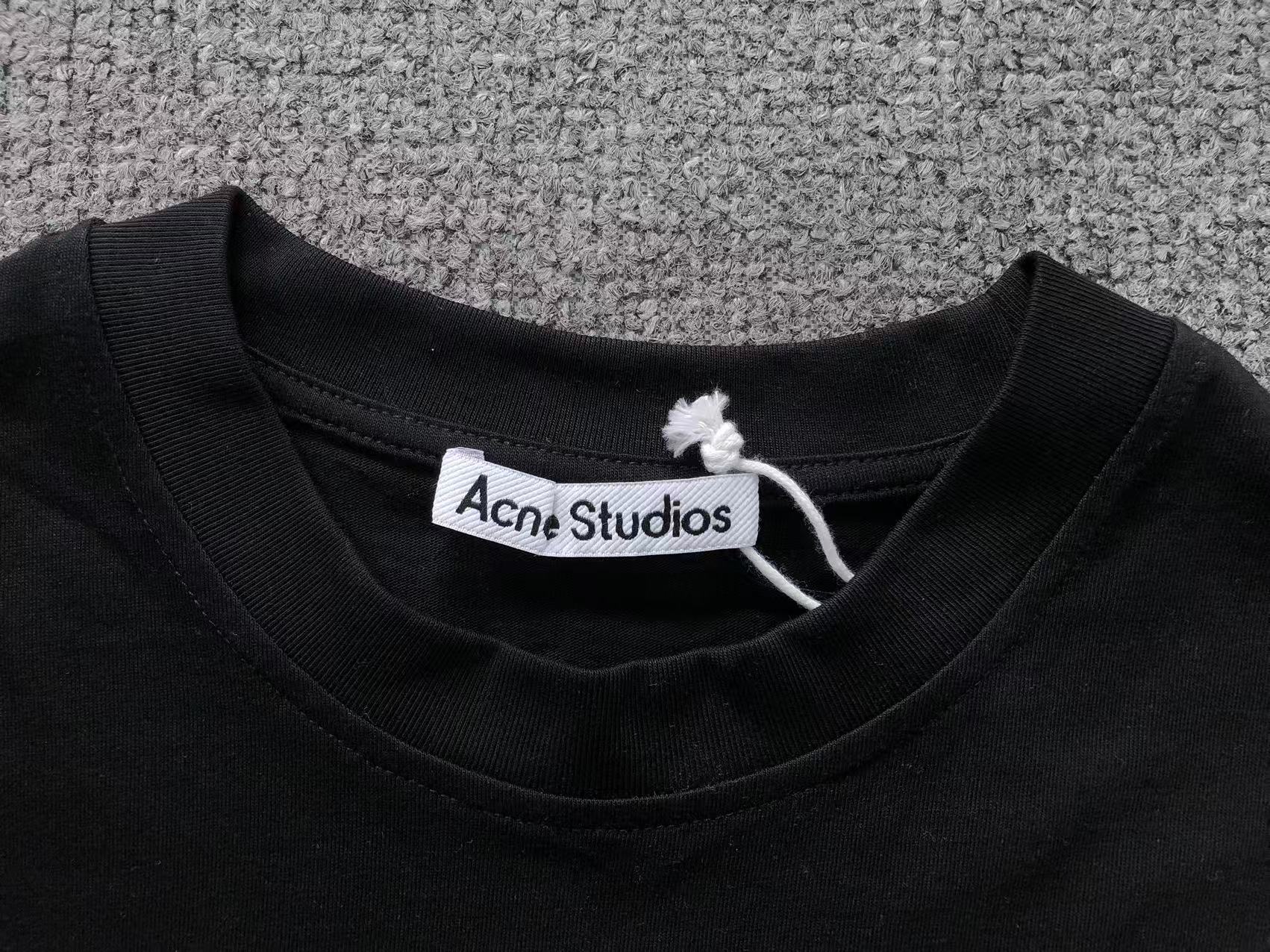 AcneStdios Longsleeve