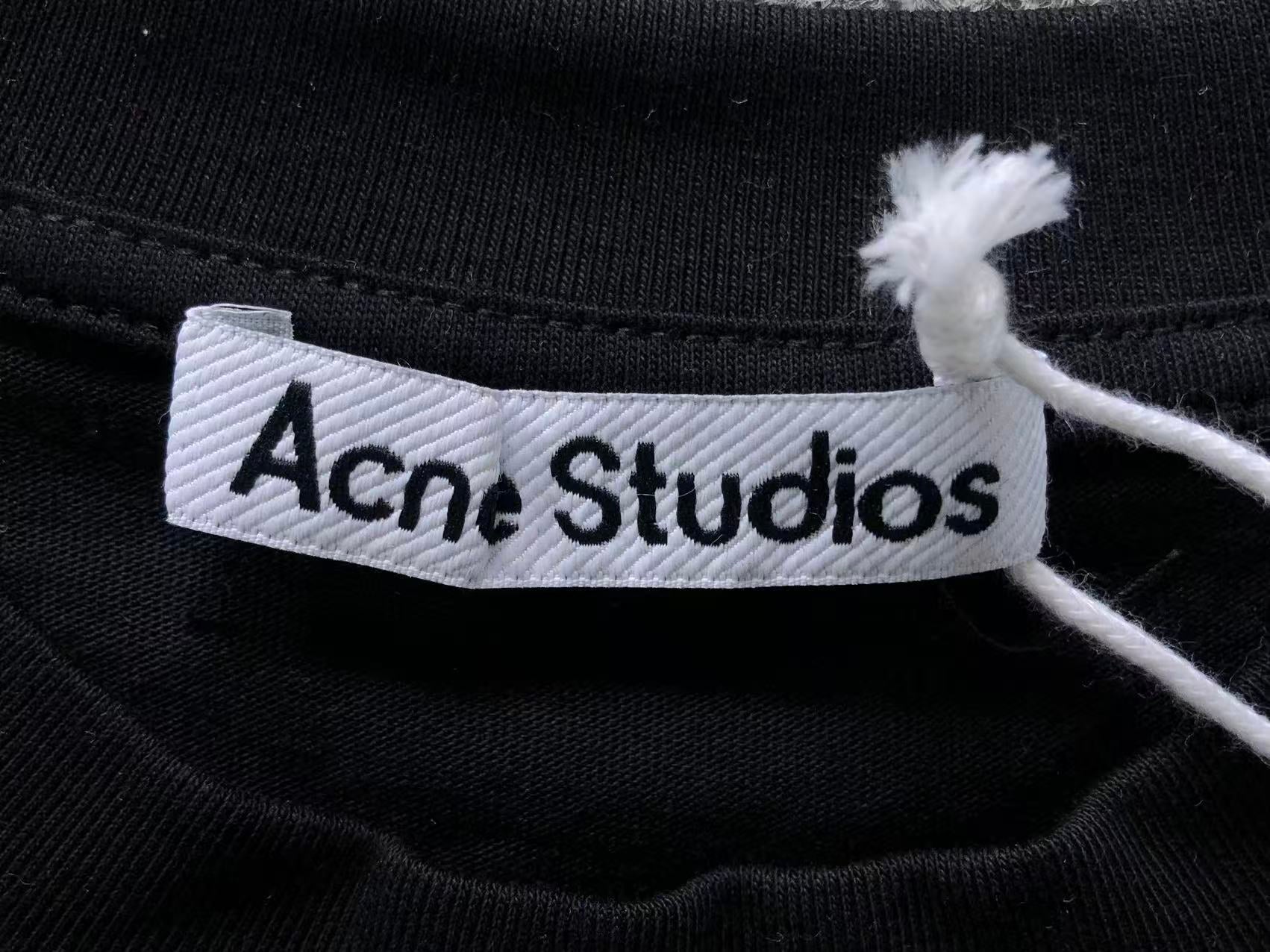 AcneStdios Longsleeve