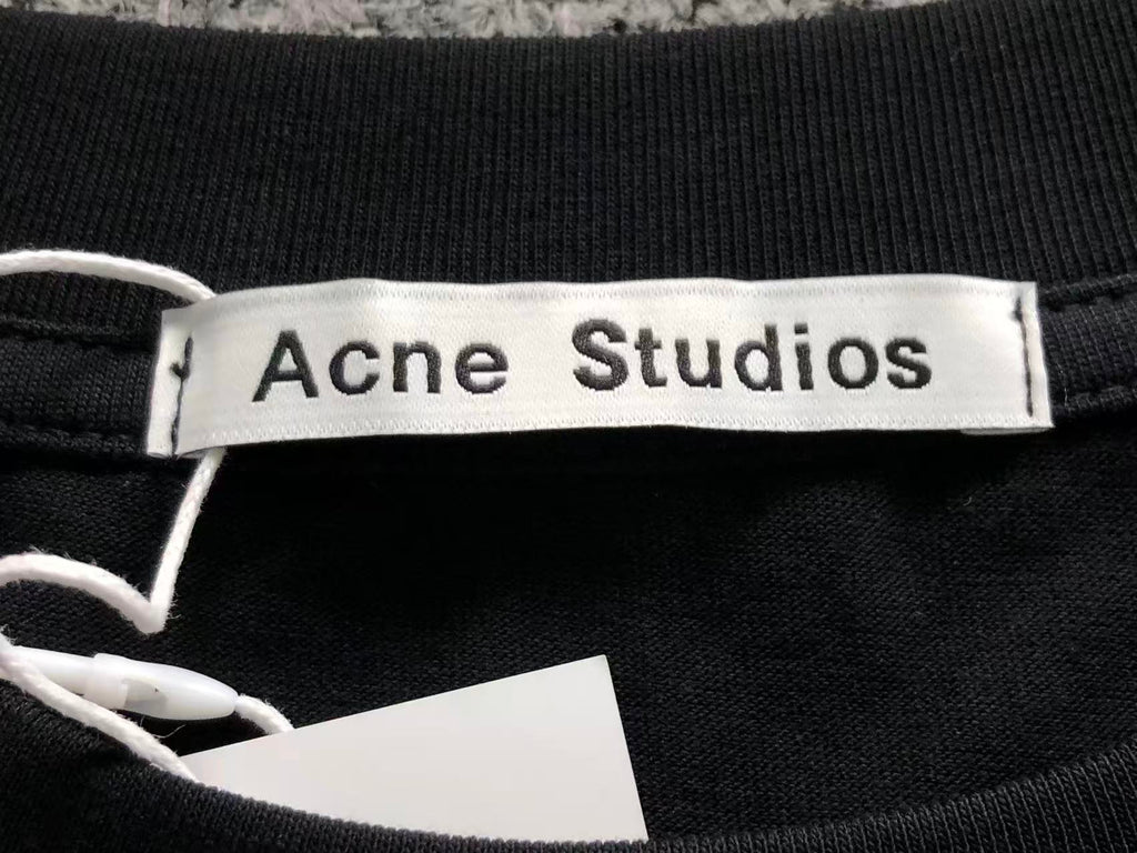 AcneStdios Tshirt