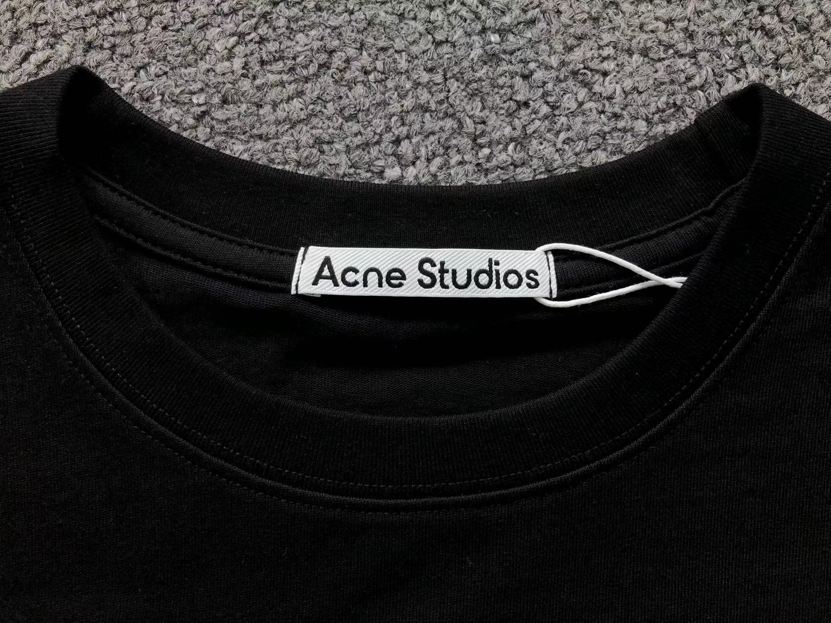 AcneStdios Longsleeve