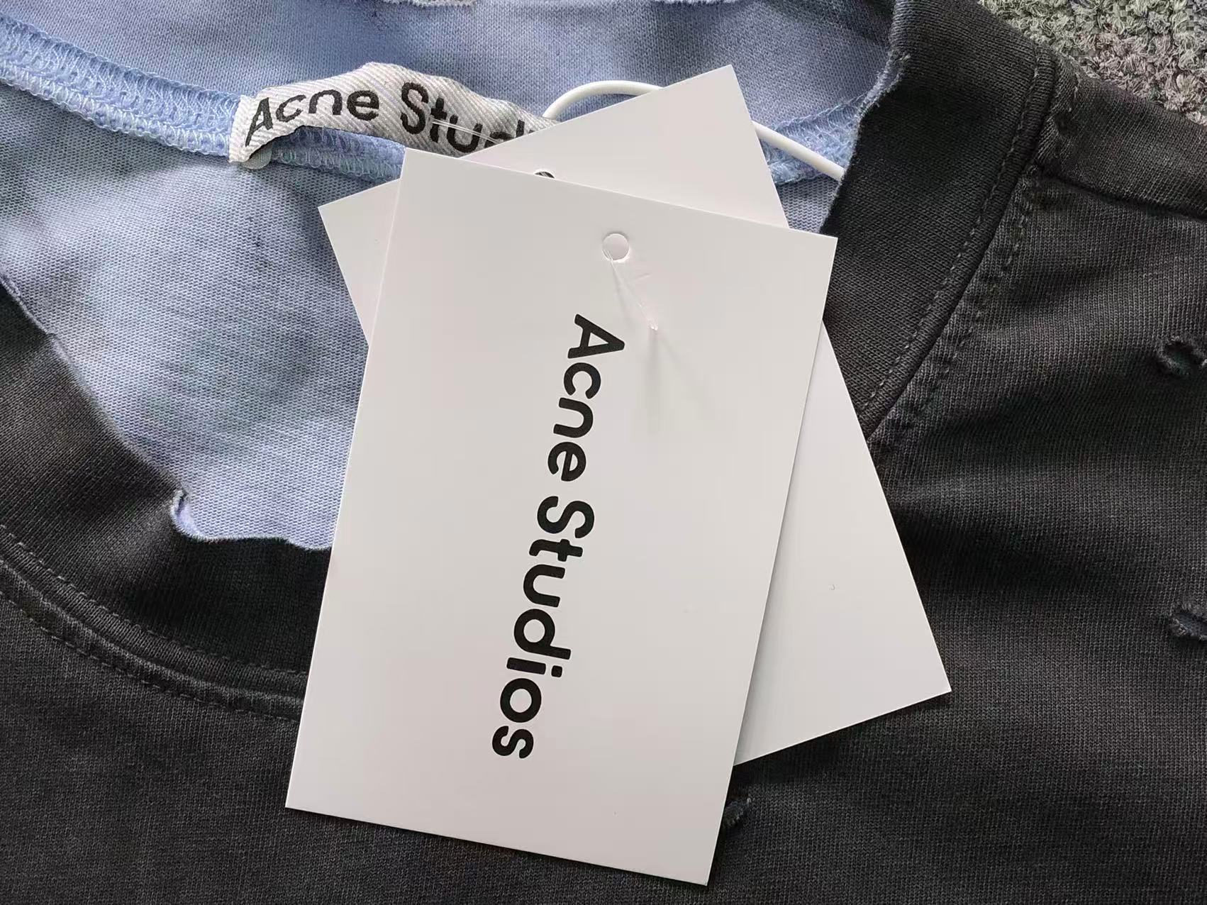 AcneStdios Tshirt