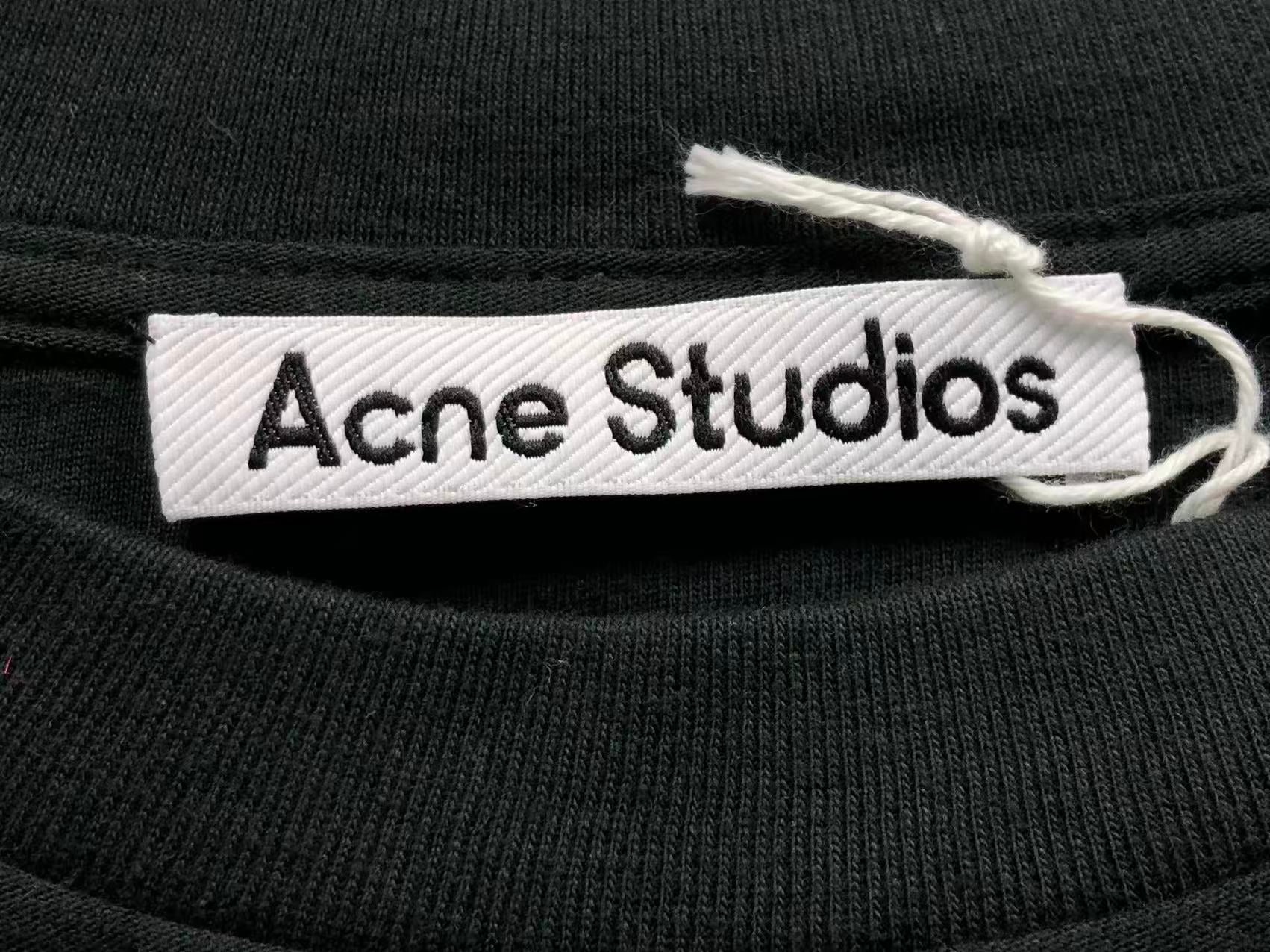 AcneStdios Tshirt