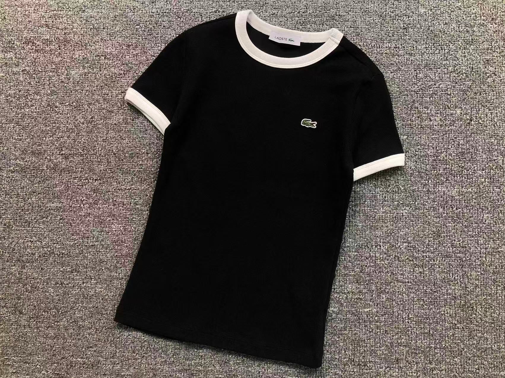 Classic Tshirt Female