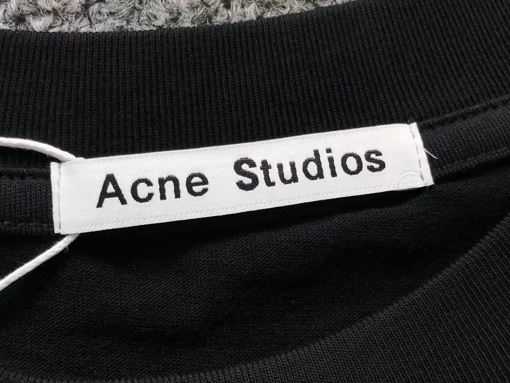 AcneStdios Tshirt