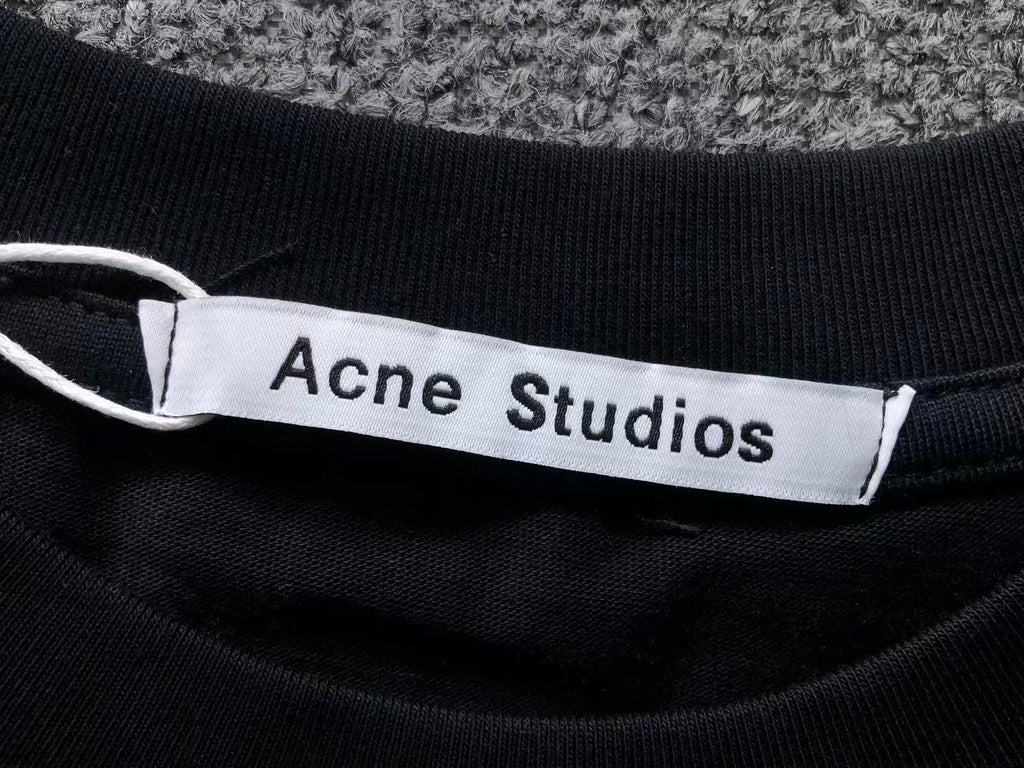 AcneStdios Tshirt