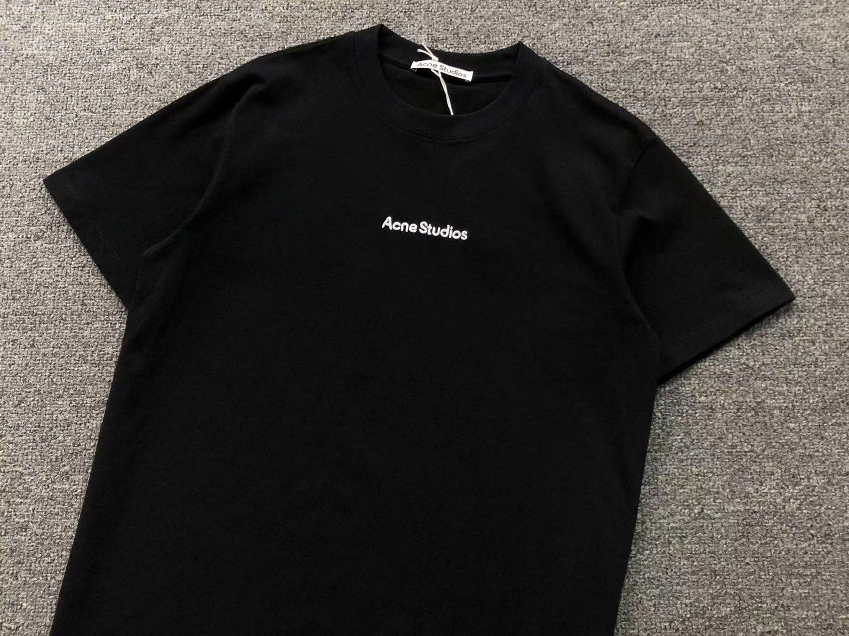 AcneStdios Tshirt