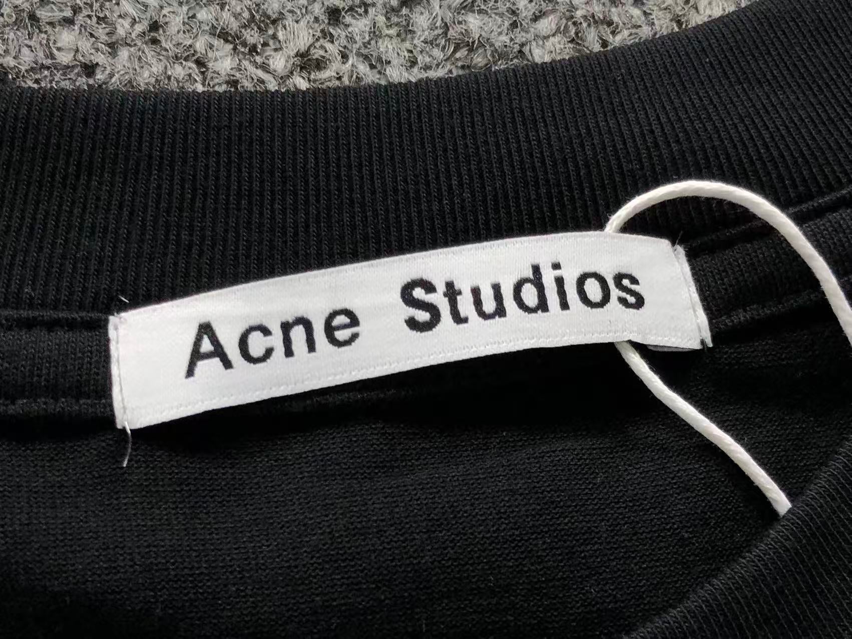 AcneStdios Tshirt