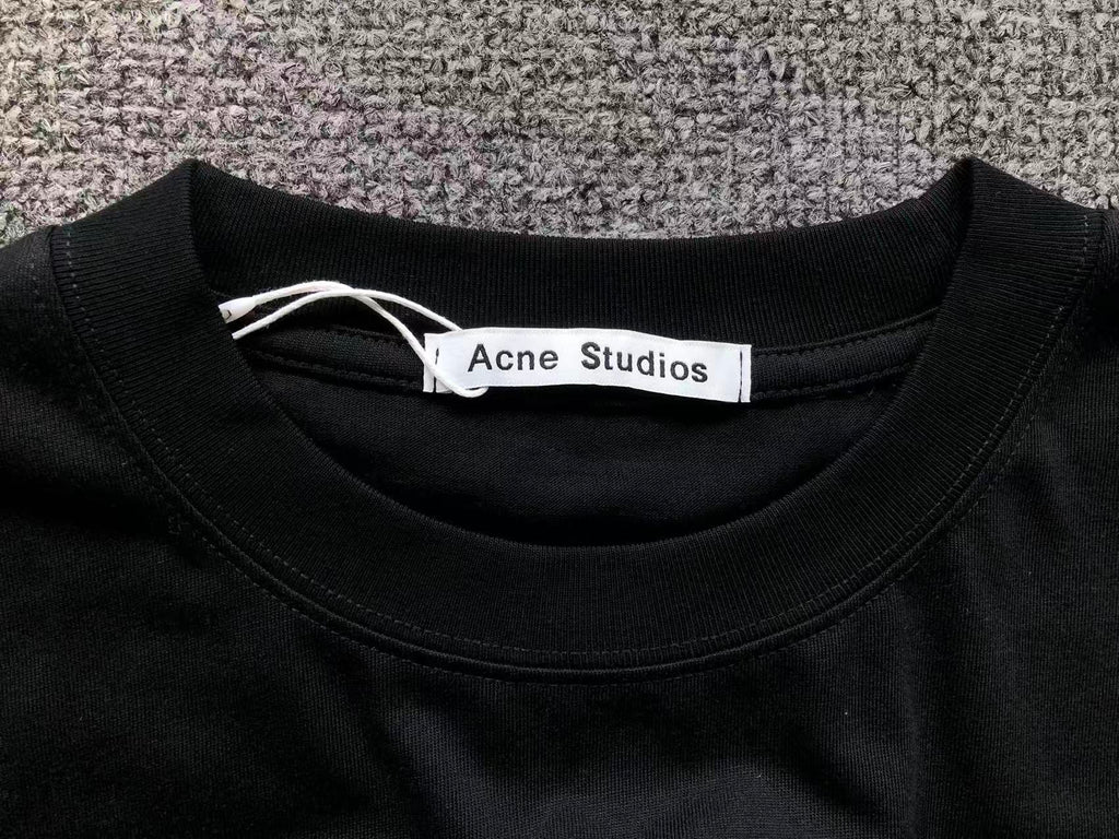 AcneStdios Tshirt