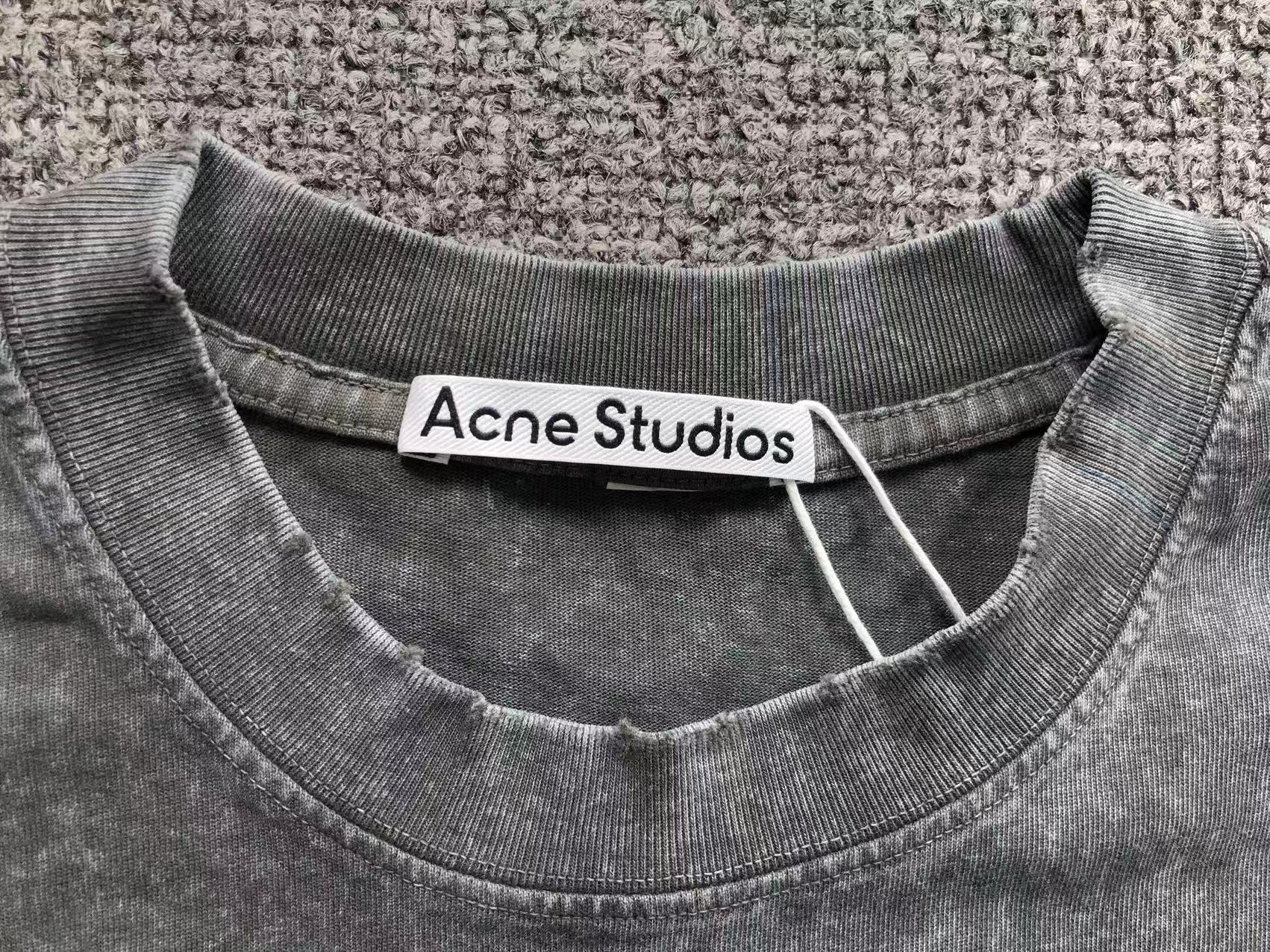 AcneStdios Tshirt