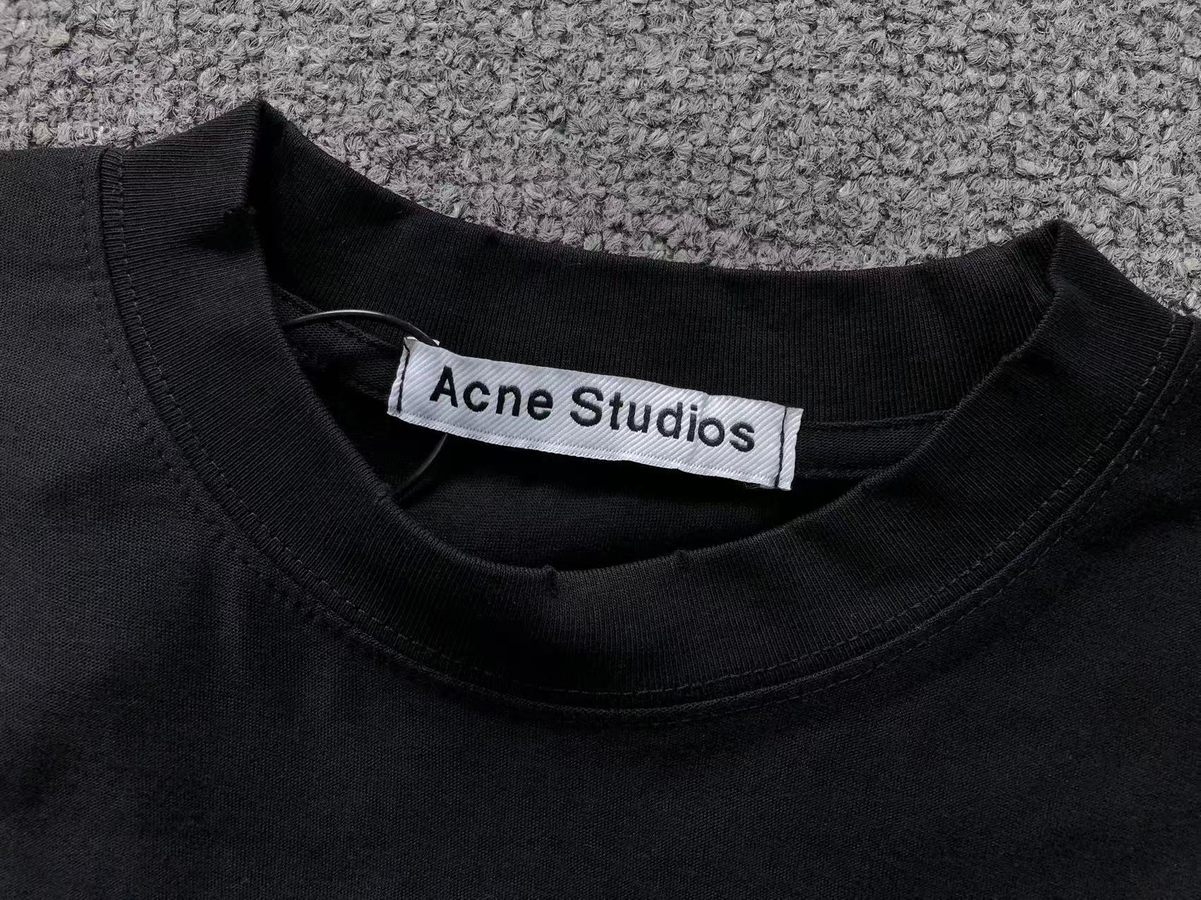 AcneStdios Longsleeve