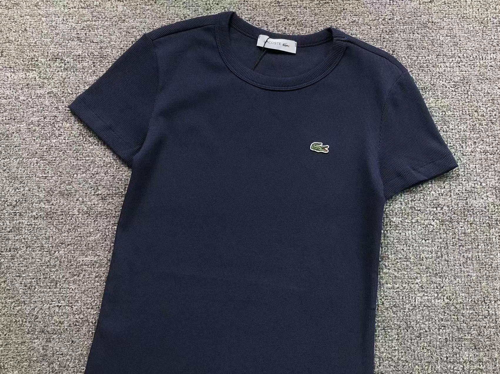 Classic Tshirt Female