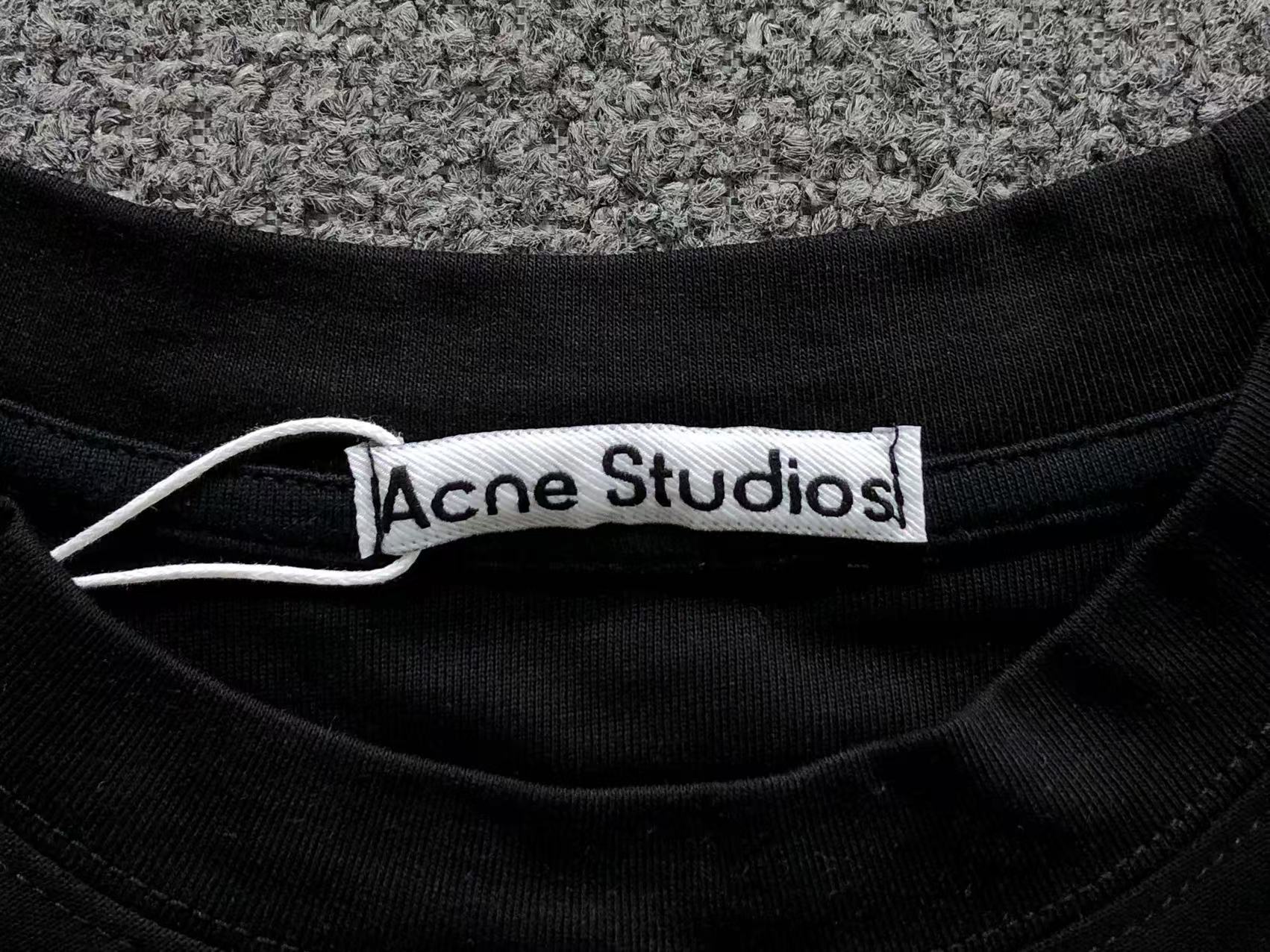 AcneStdios Longsleeve