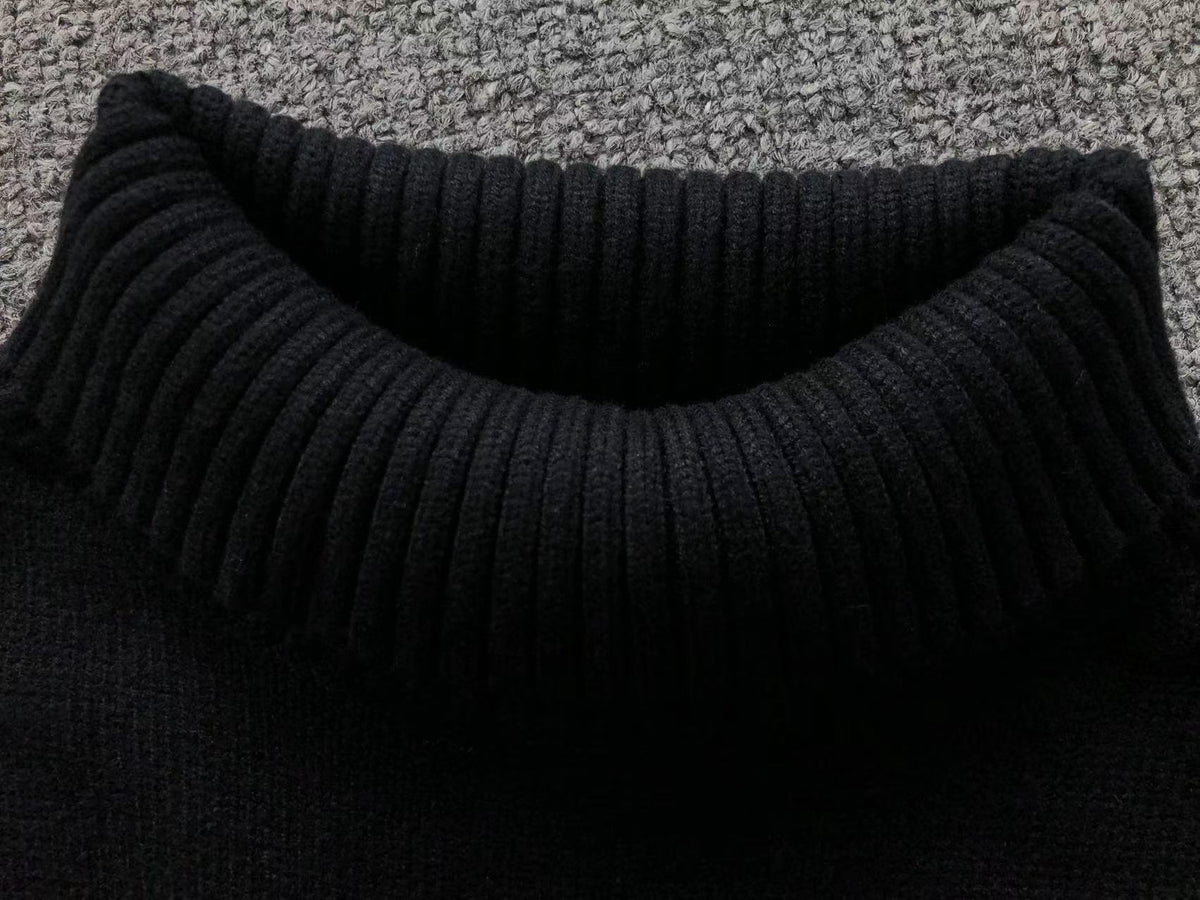 Am1 Sweater