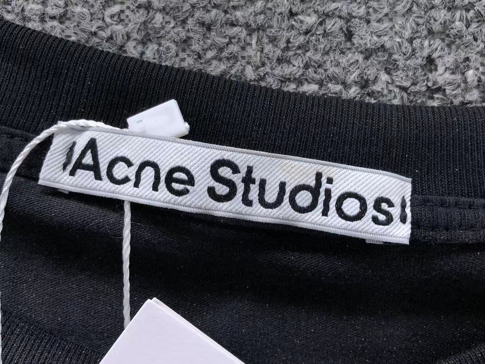 AcneStdios Longsleeve