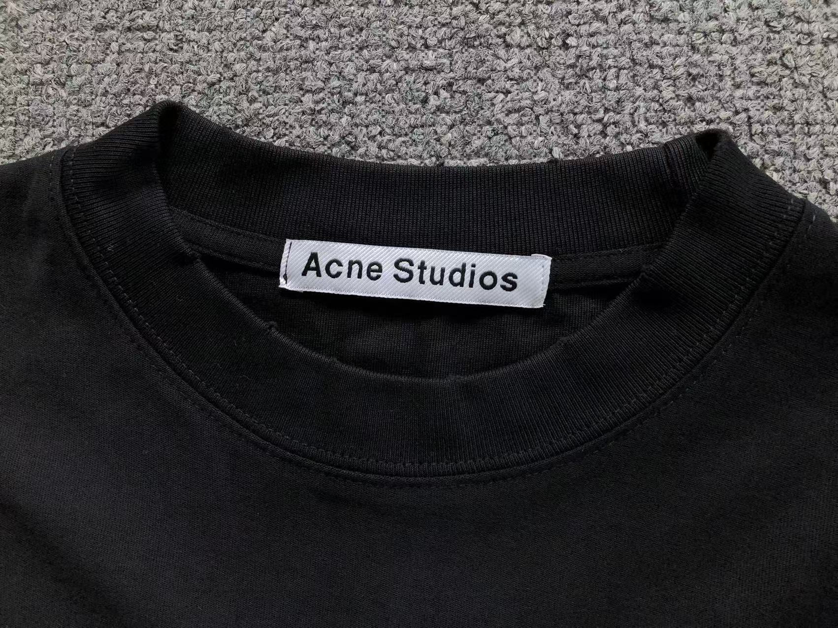 AcneStdios Tshirt