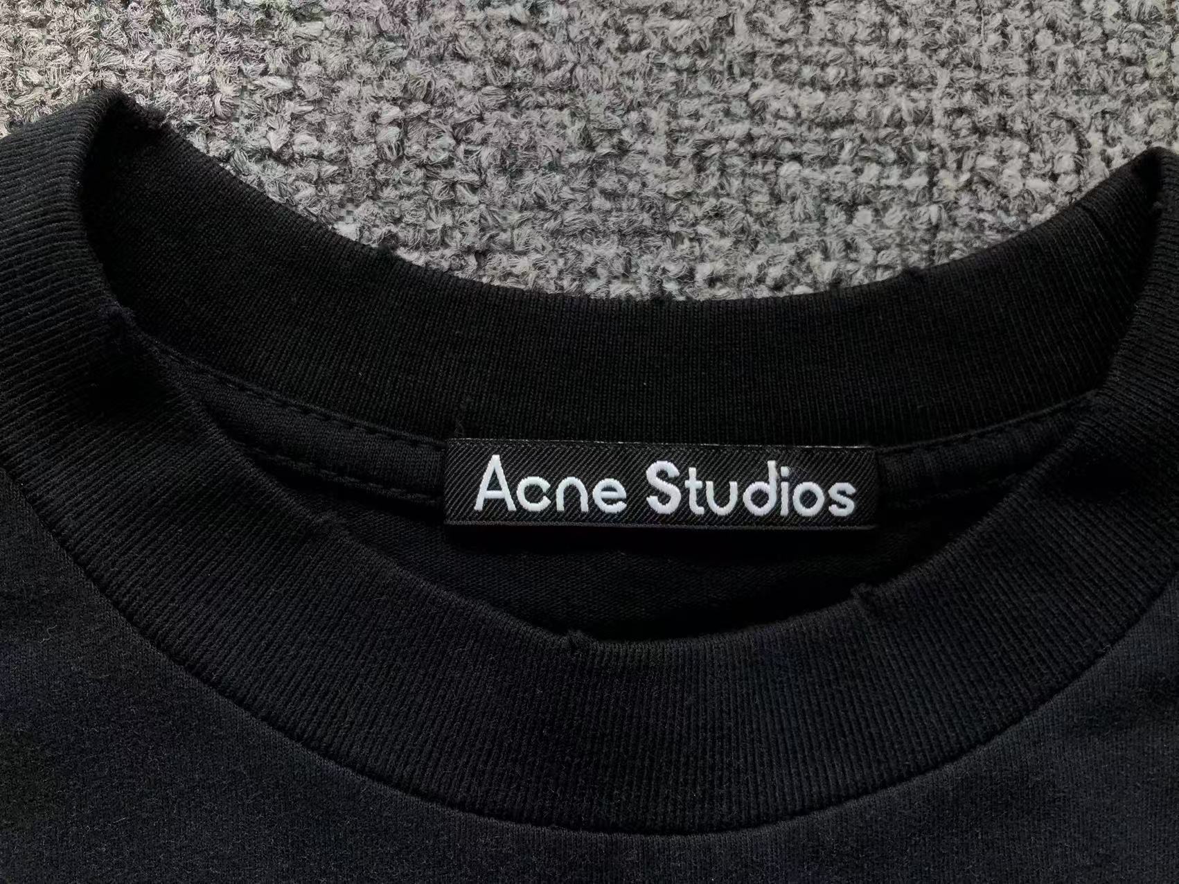 AcneStdios Longsleeve