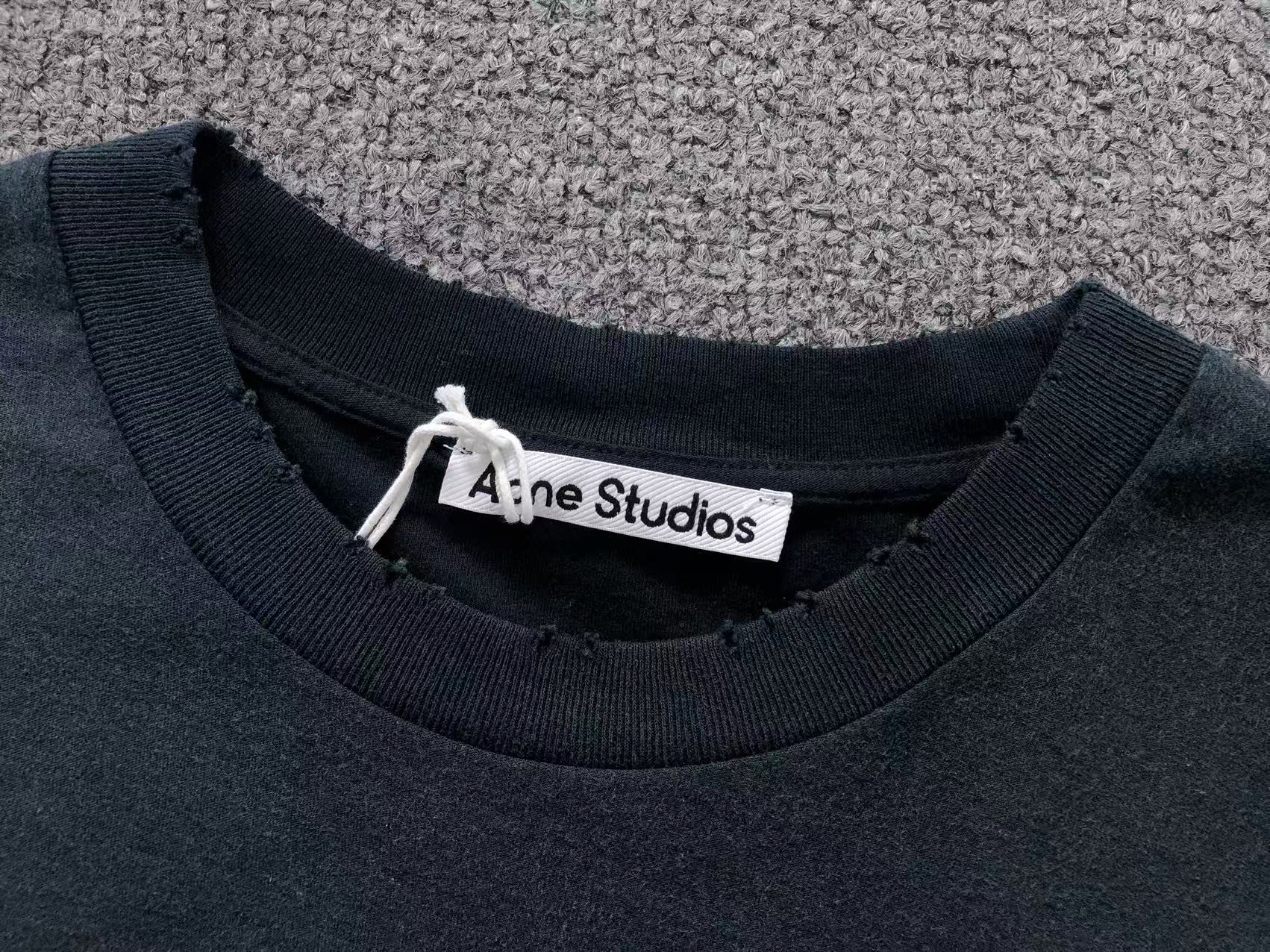 AcneStdios Tshirt